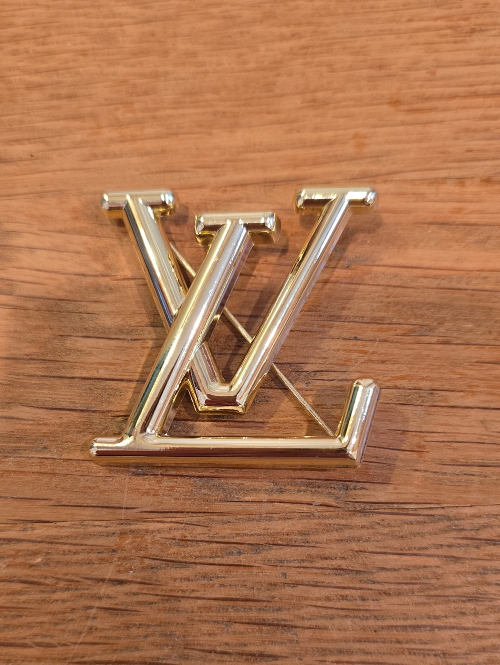 LV Monogram Brooch - Picture 2 of 5